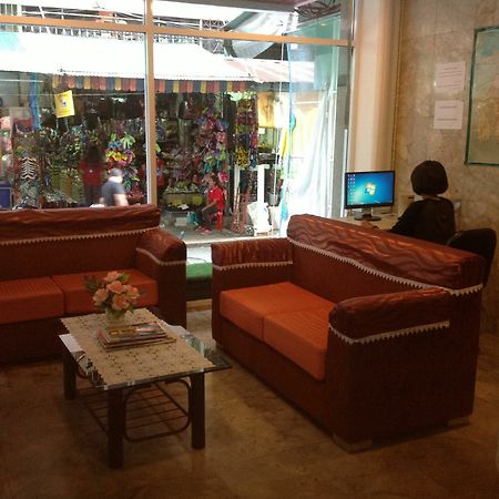 Thaihotel Nakorn Si Thammarat Накхон Си Тамарат Екстериор снимка