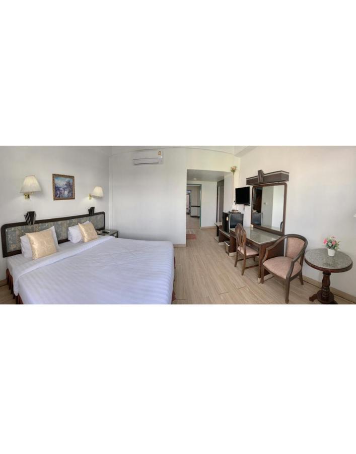 Thaihotel Nakorn Si Thammarat Накхон Си Тамарат Екстериор снимка